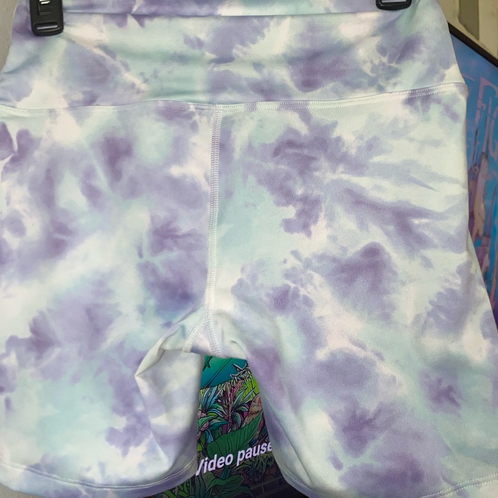 PINK Victoria's Secret Tie-Dye Bike Shorts Purple White - Picture 8 of 9